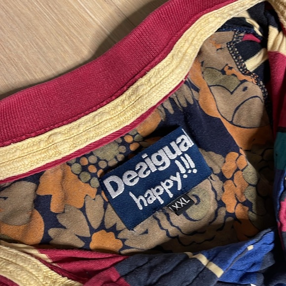 Desigual Happy Polo Shirt. Size XXL. Good condition! Colourful! - Picture 4 of 5